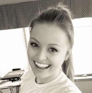 Meet your Posher, Briana